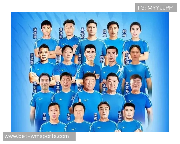 大连足球明星的辉煌历程与成就盘点，见证城市的足球魅力与传奇